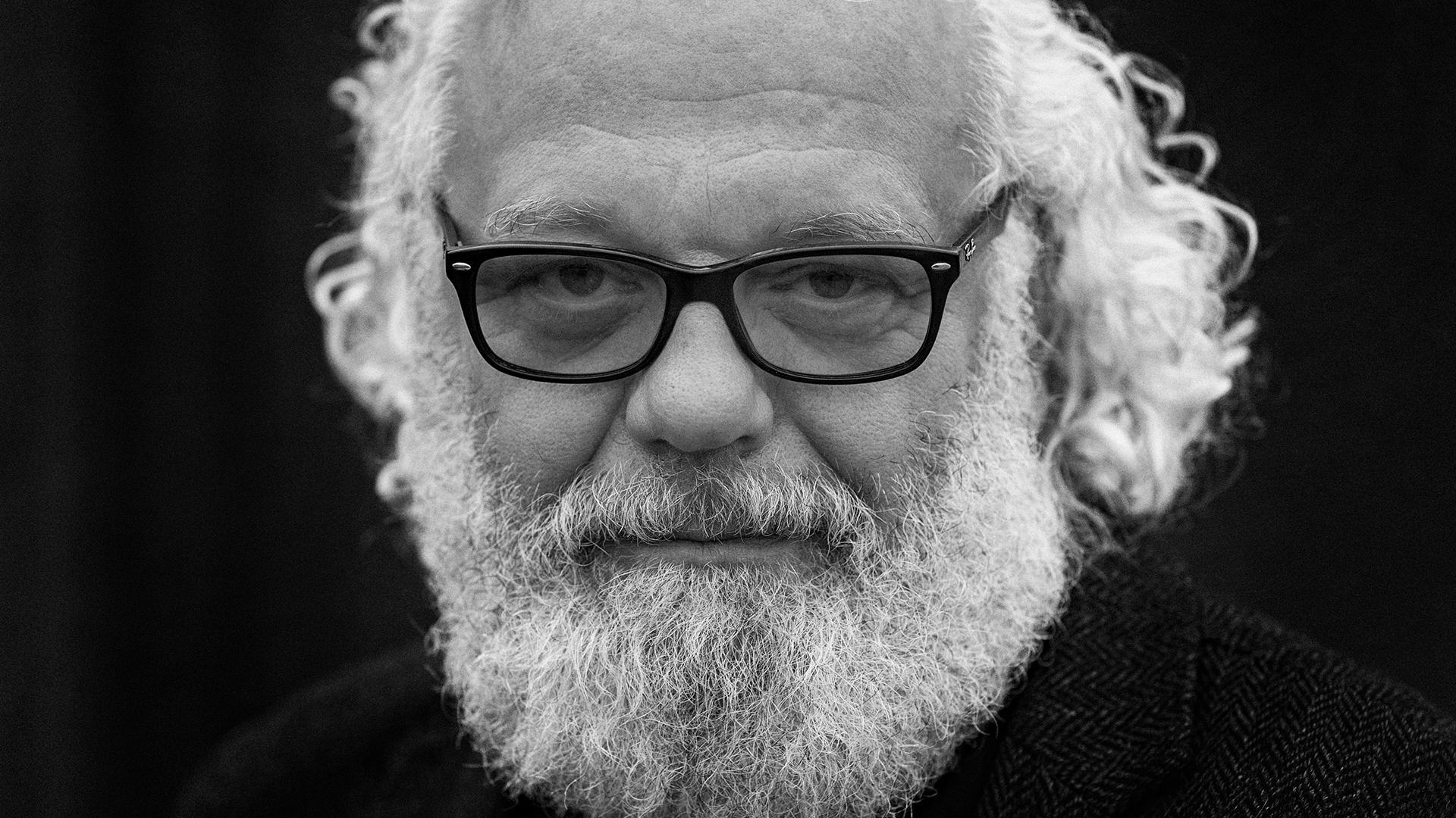 Kärlek och berättarens makt på Dramaten 